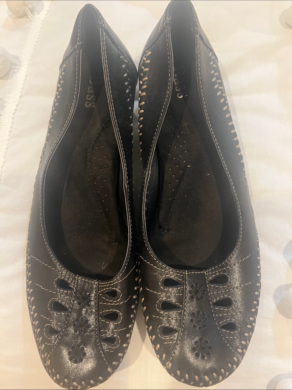 Bass Black Leather Women's Slip-On Ballet Flats with Whipstitch